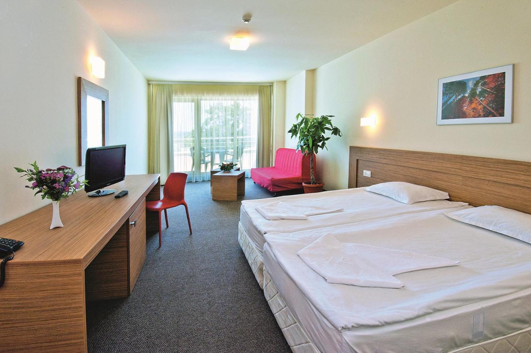 Jeravi Club Hotel Primorsko Luaran gambar